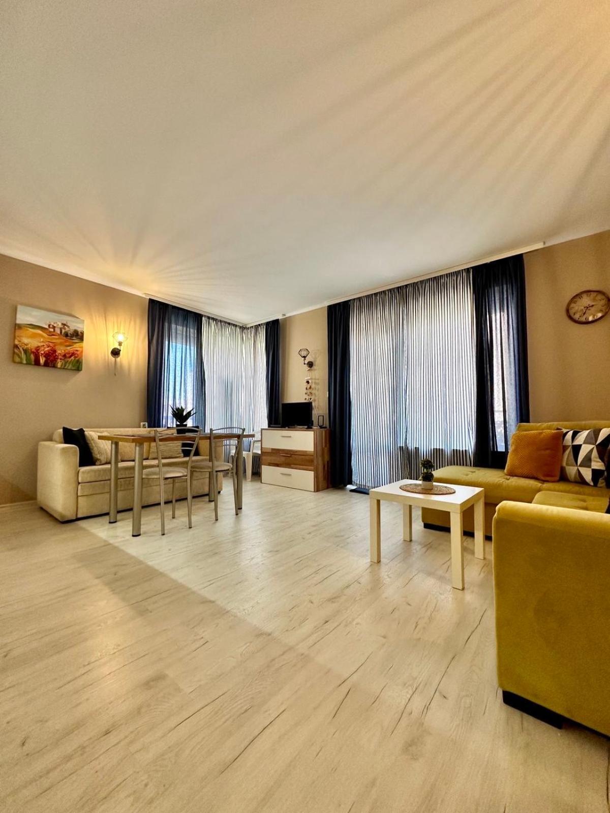 Blue Marine - Daneli Apartment Sunny Beach Buitenkant foto
